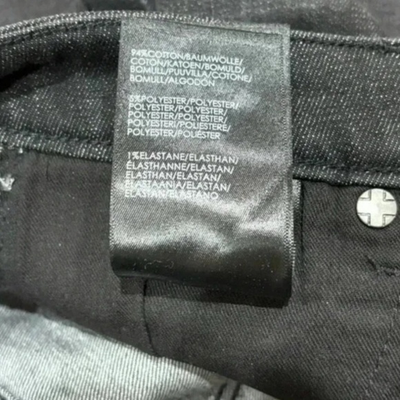 Liverpool Dark Wash Ankle Jeans - Picture 5 of 6